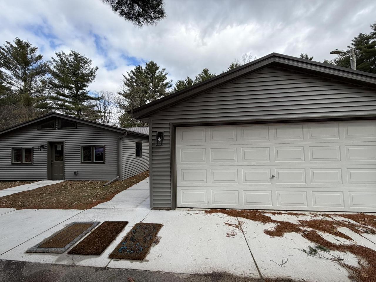 1688 S Aurora Lane