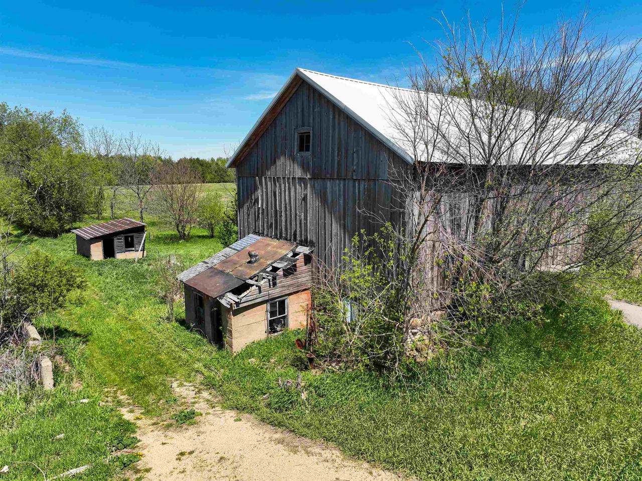 100 acres County J Road