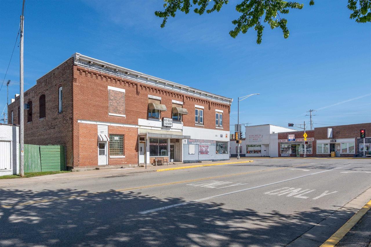 113/114 Pine River Street