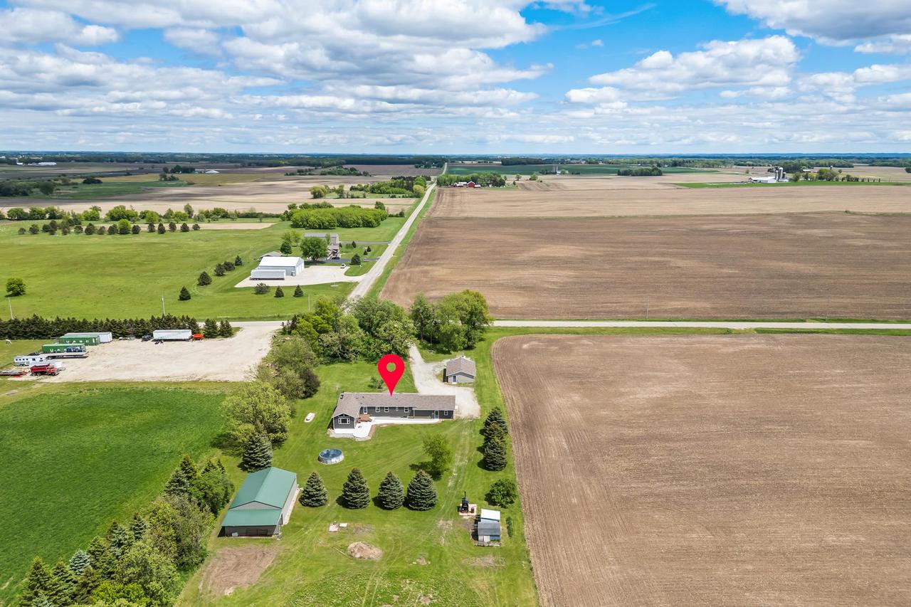n6104 Radio Rd Road