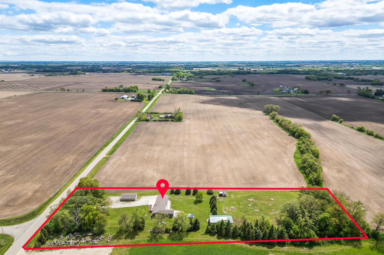 n6104 Radio Rd Road