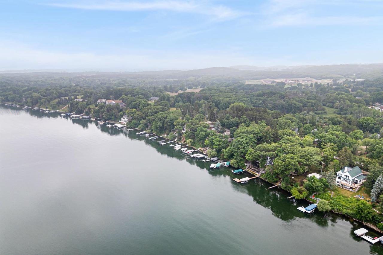 N4826 N Lakeshore Drive