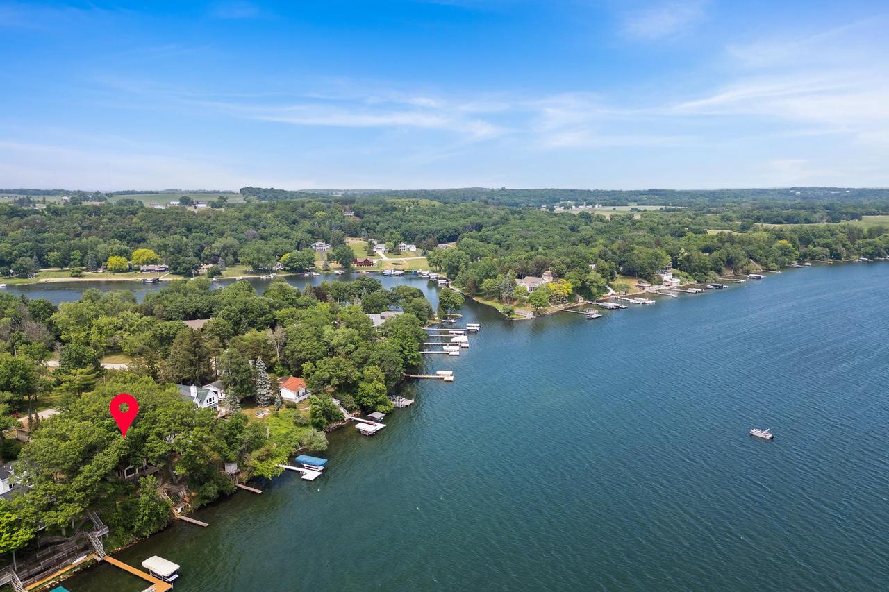 N4826 N Lakeshore Drive