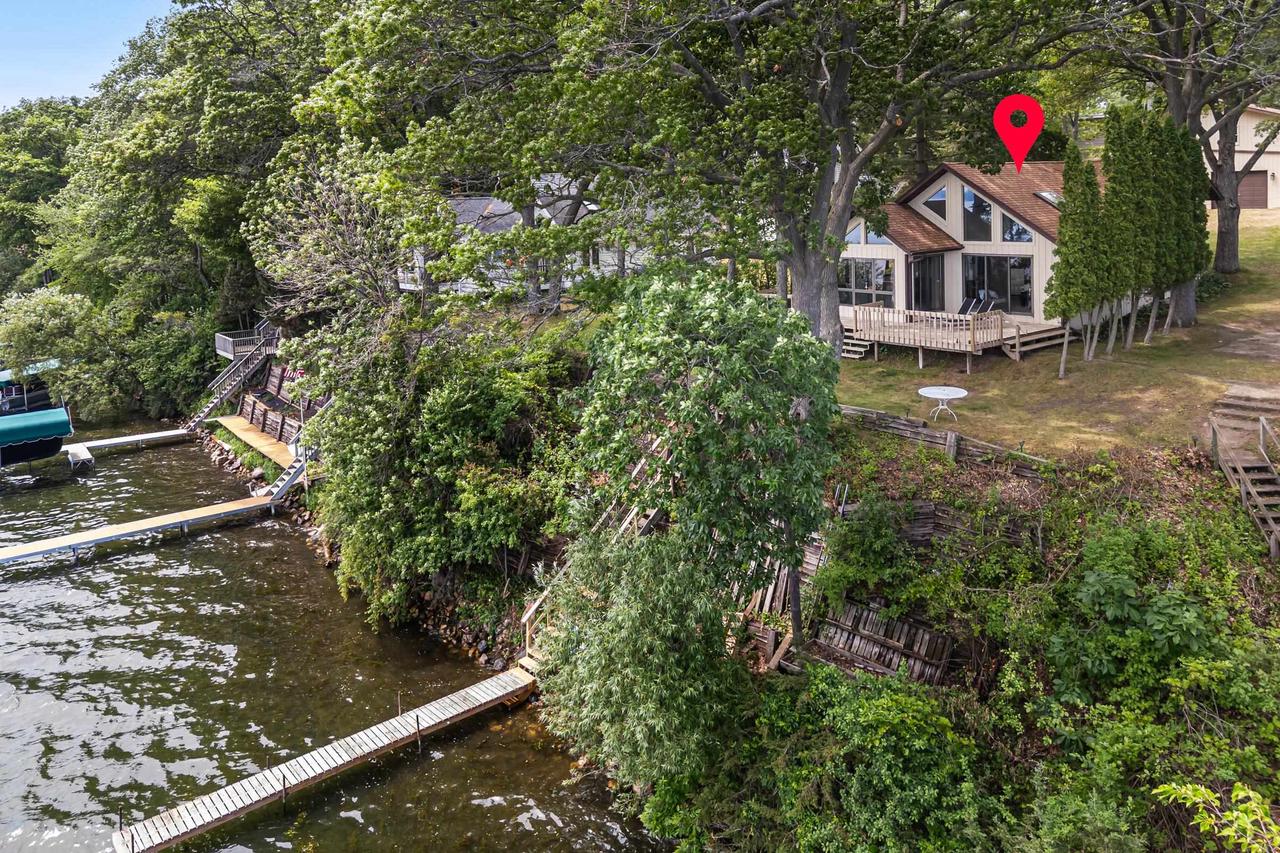 N4826 N Lakeshore Drive