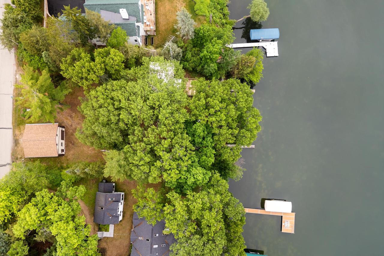 N4830 N Lakeshore Drive