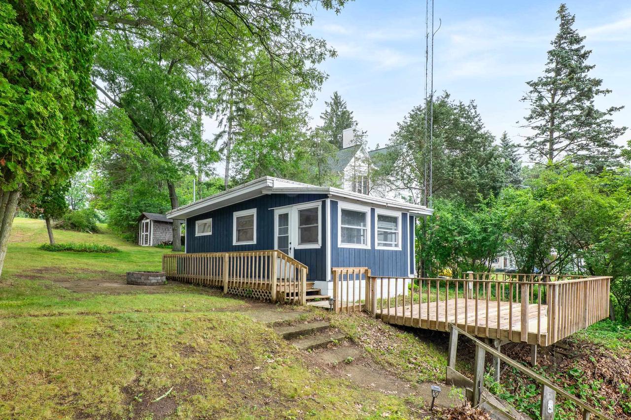 N4830 N Lakeshore Drive