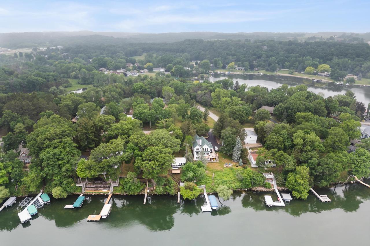 N4830 N Lakeshore Drive