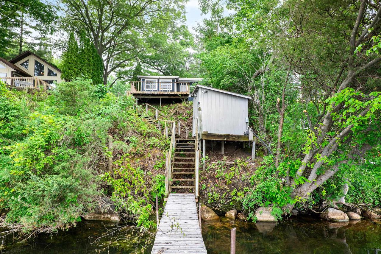 N4830 N Lakeshore Drive
