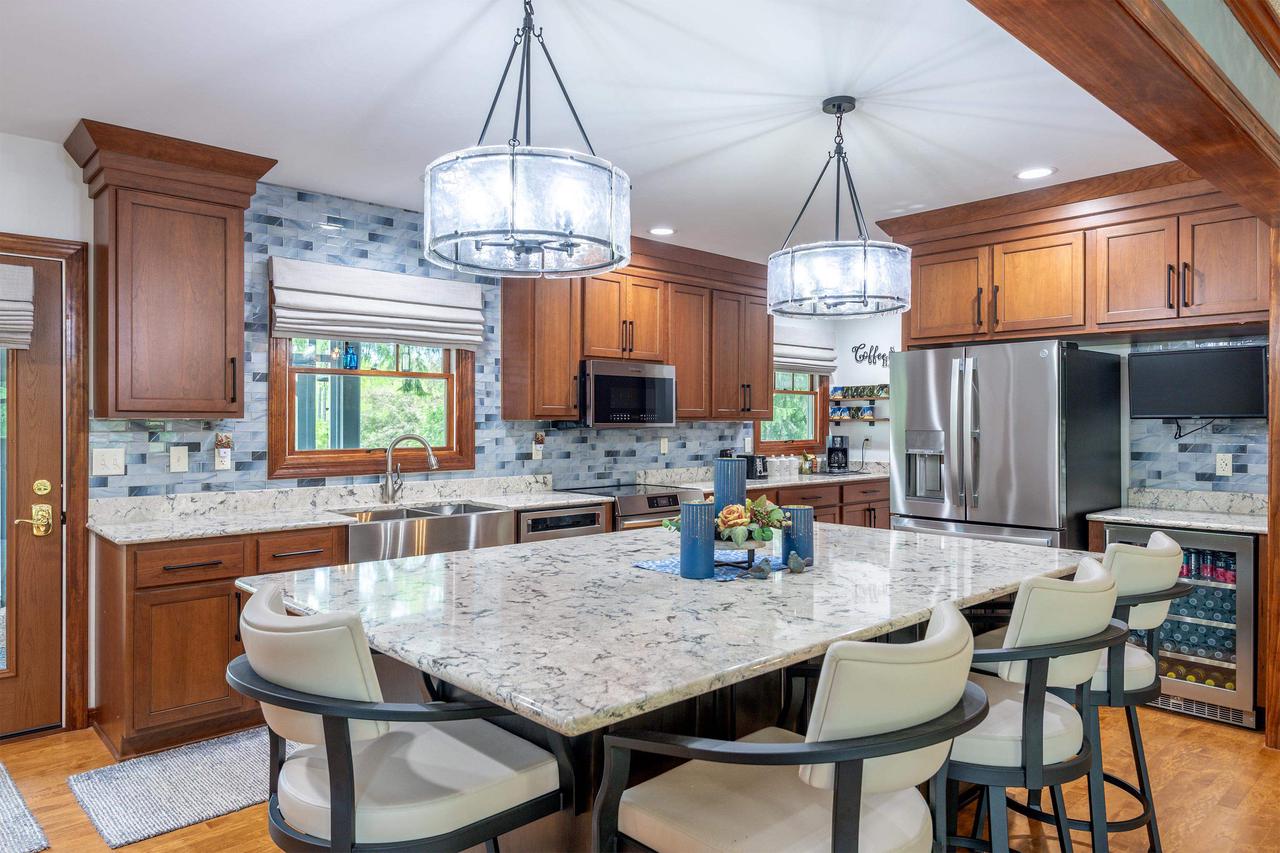5086 Valley Heights Road