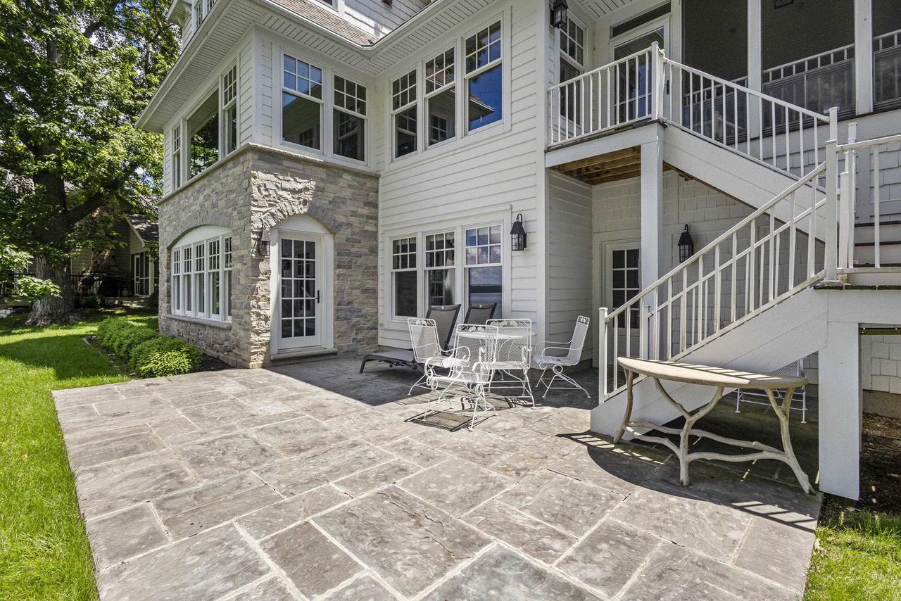 W2654 Oakwood Beach Road