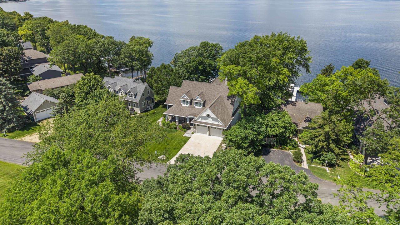W2654 Oakwood Beach Road