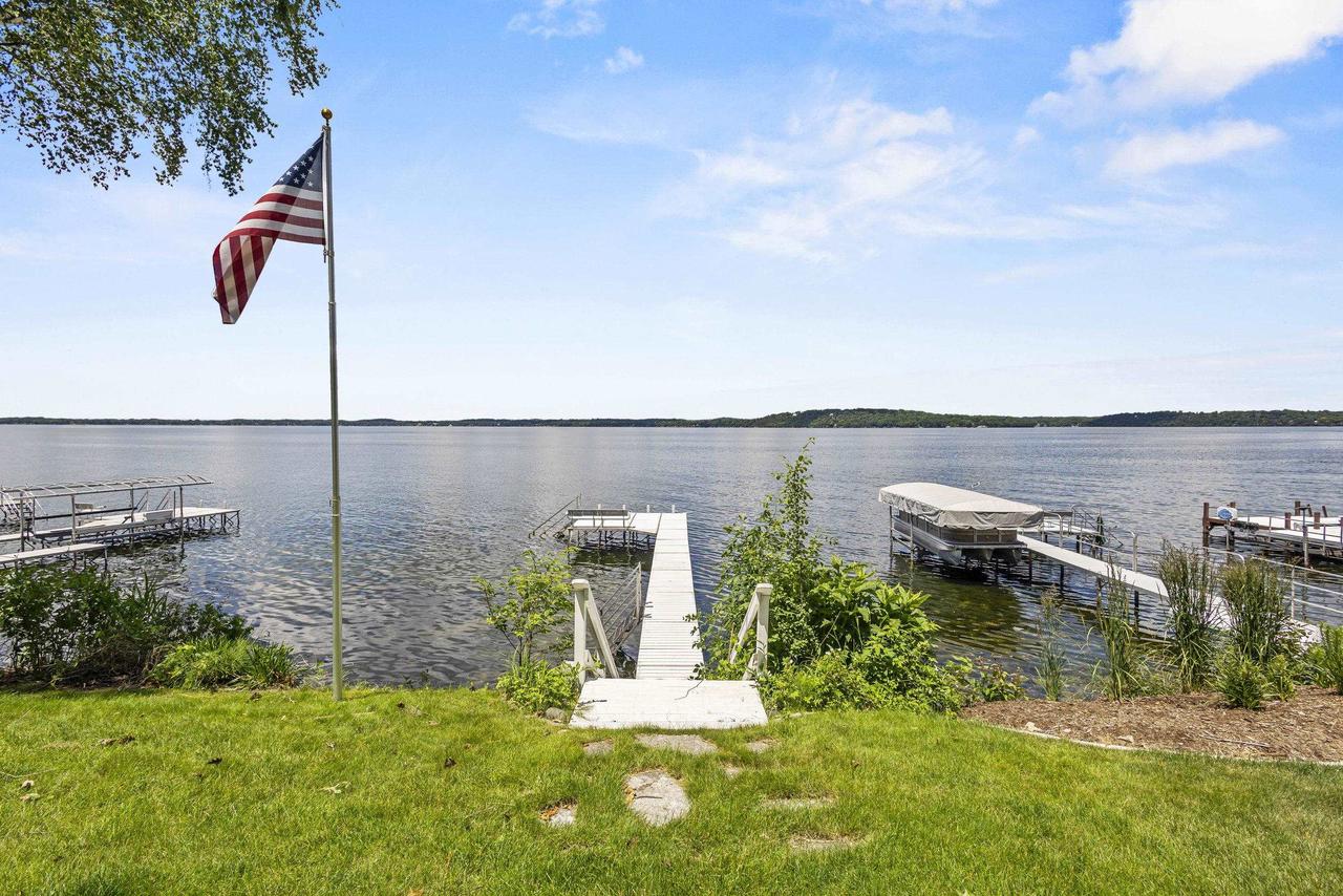 W2654 Oakwood Beach Road