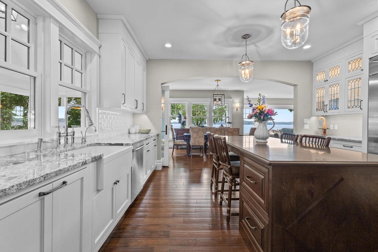 W2654 Oakwood Beach Road