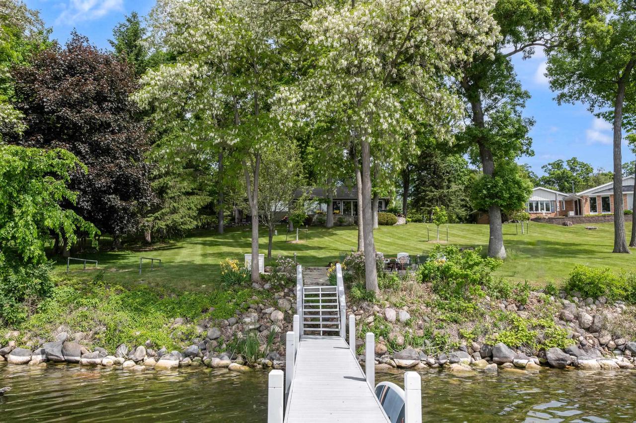 N5667 Lac Verde Circle
