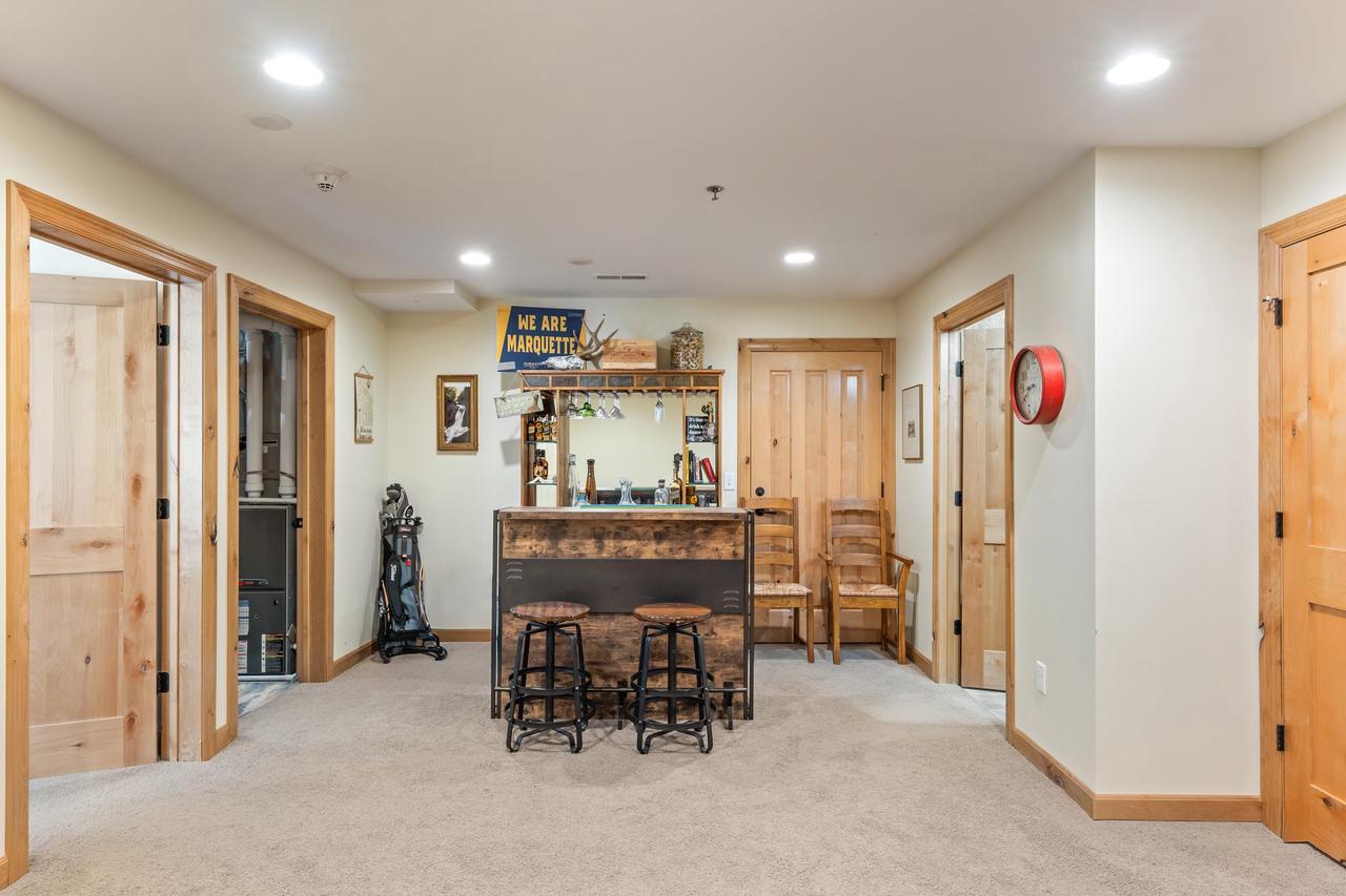 695 South Street 8