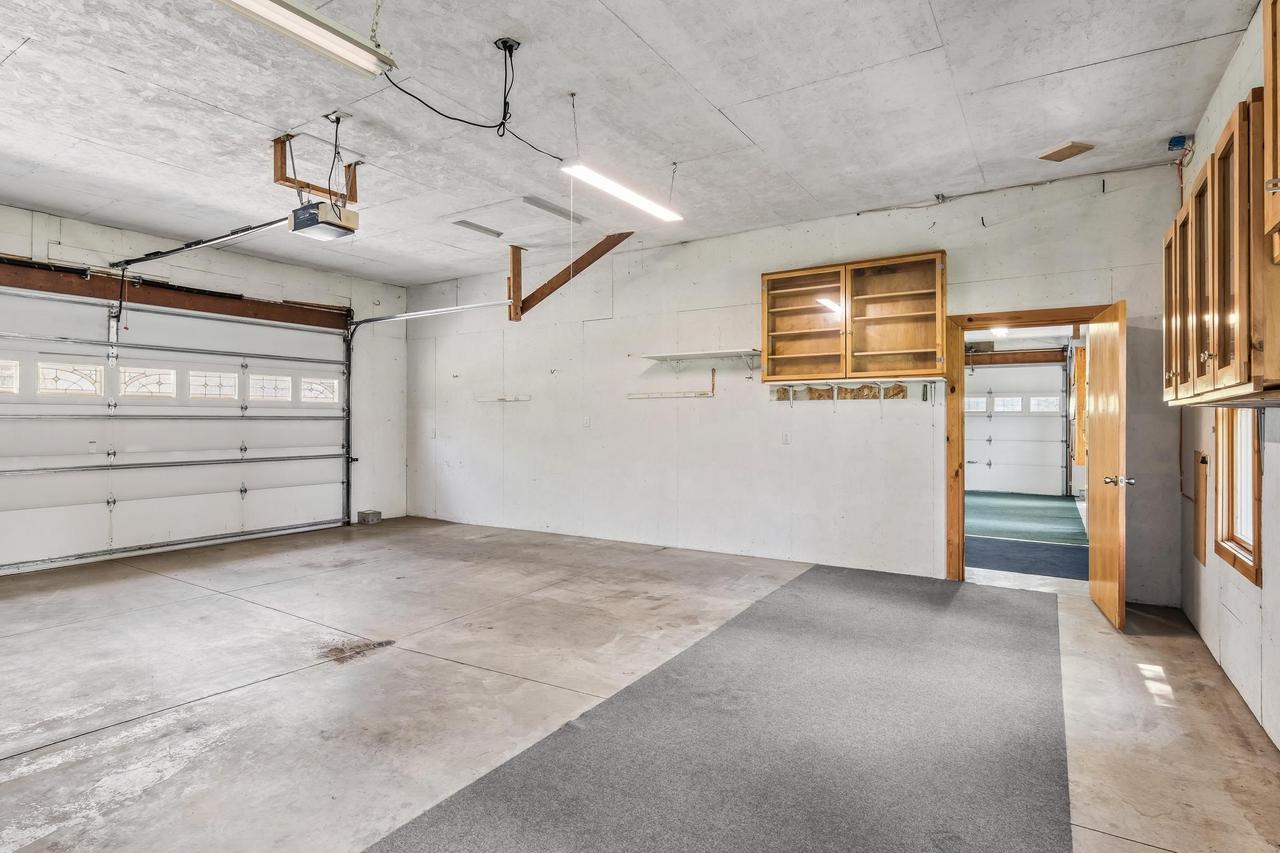 3075 W Grouse Road