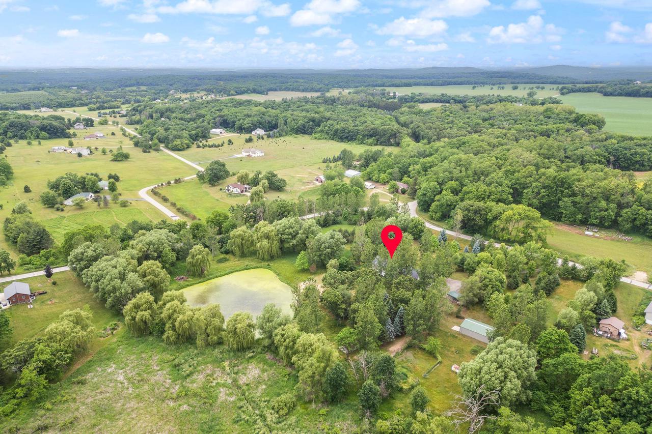 3075 W Grouse Road