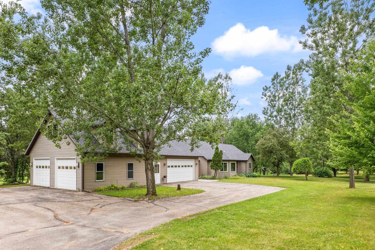 3075 W Grouse Road