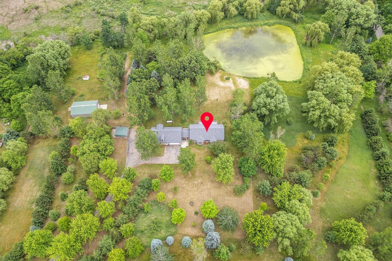 3075 W Grouse Road