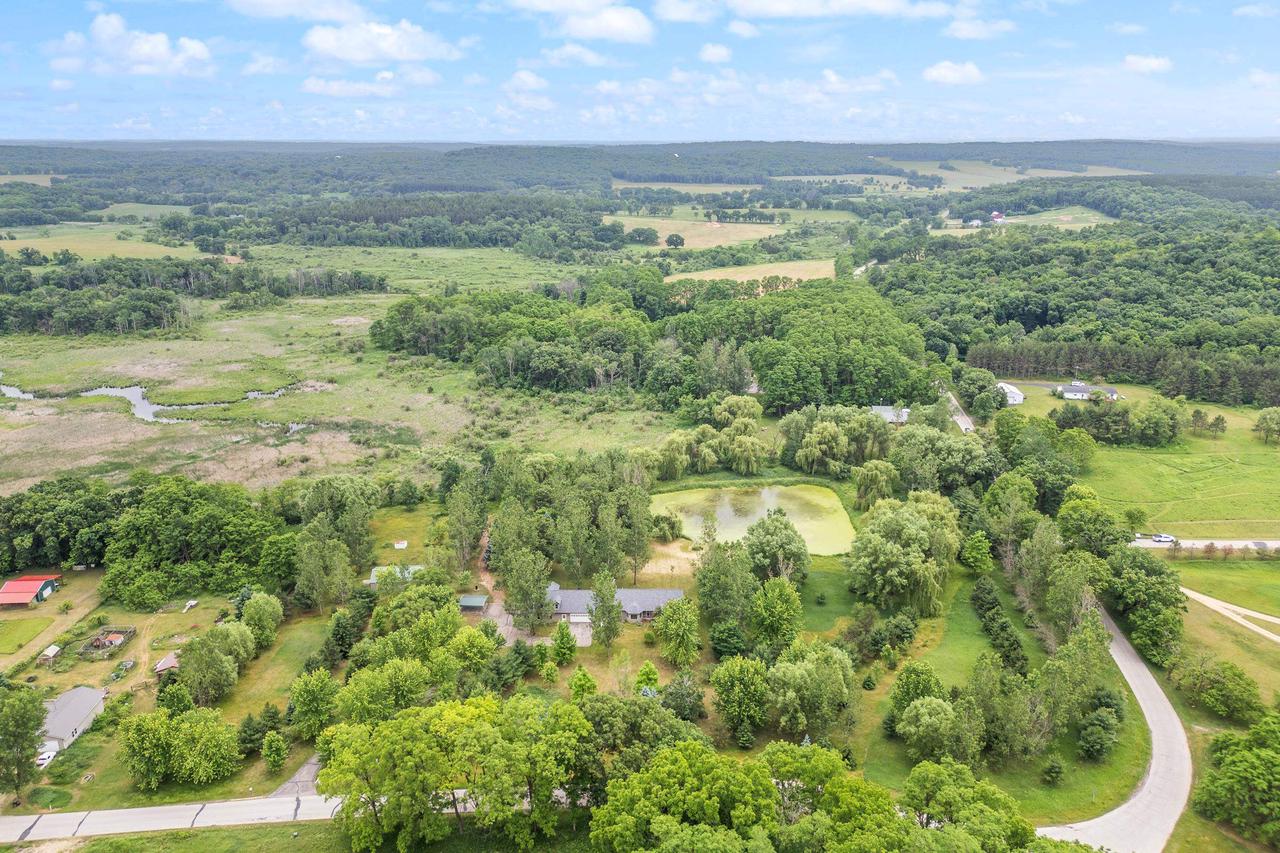 3075 W Grouse Road