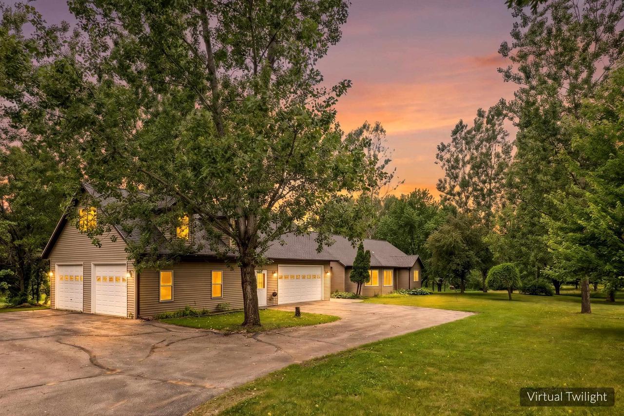 3075 W Grouse Road