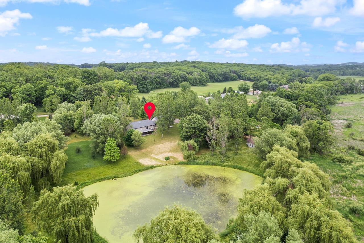 3075 W Grouse Road