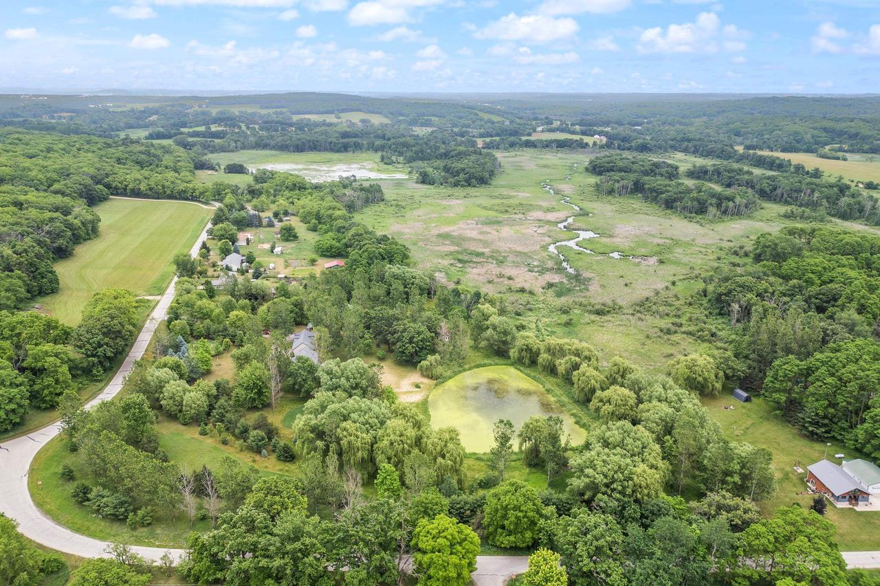3075 W Grouse Road