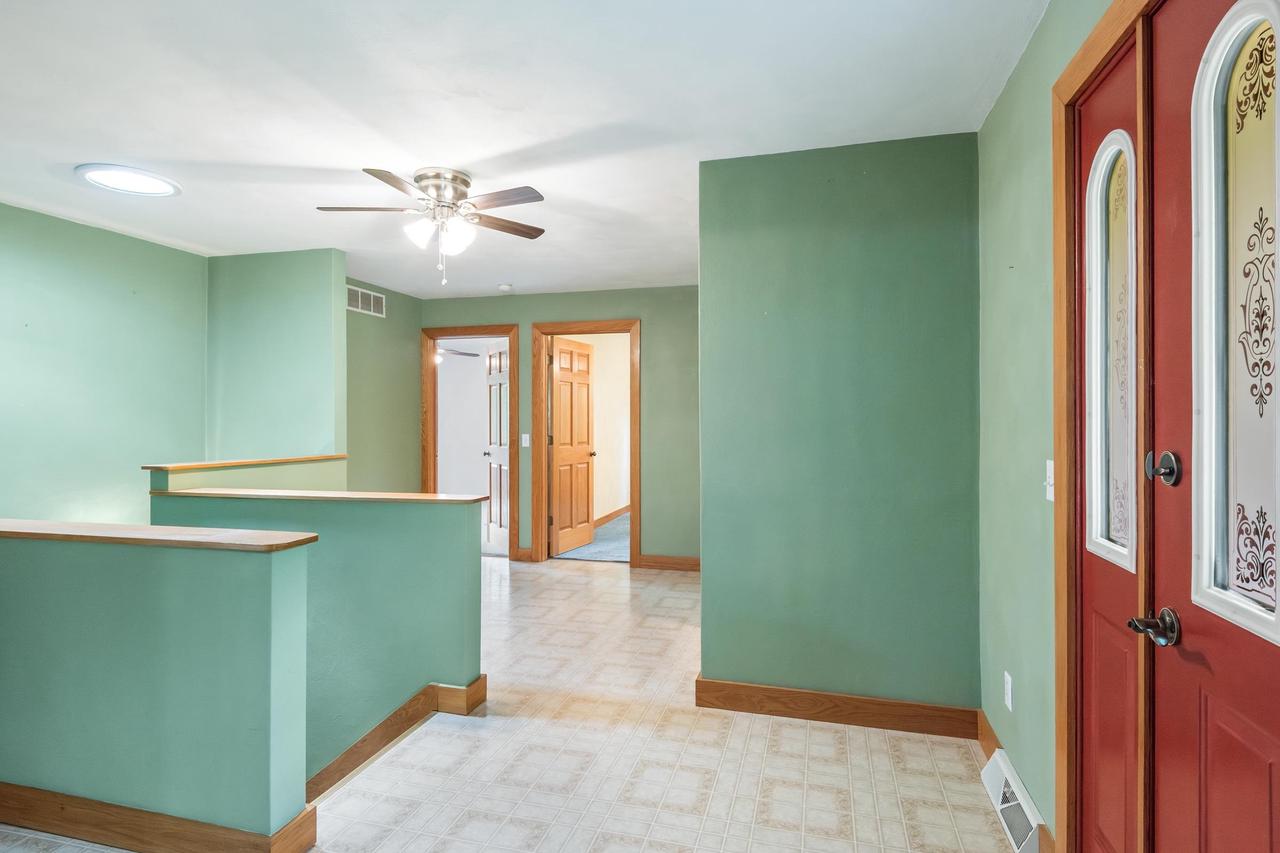 3075 W Grouse Road