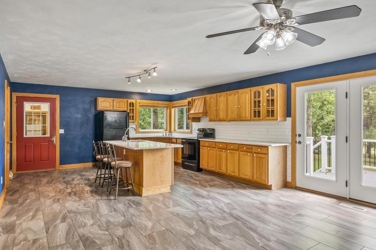 3075 W Grouse Road