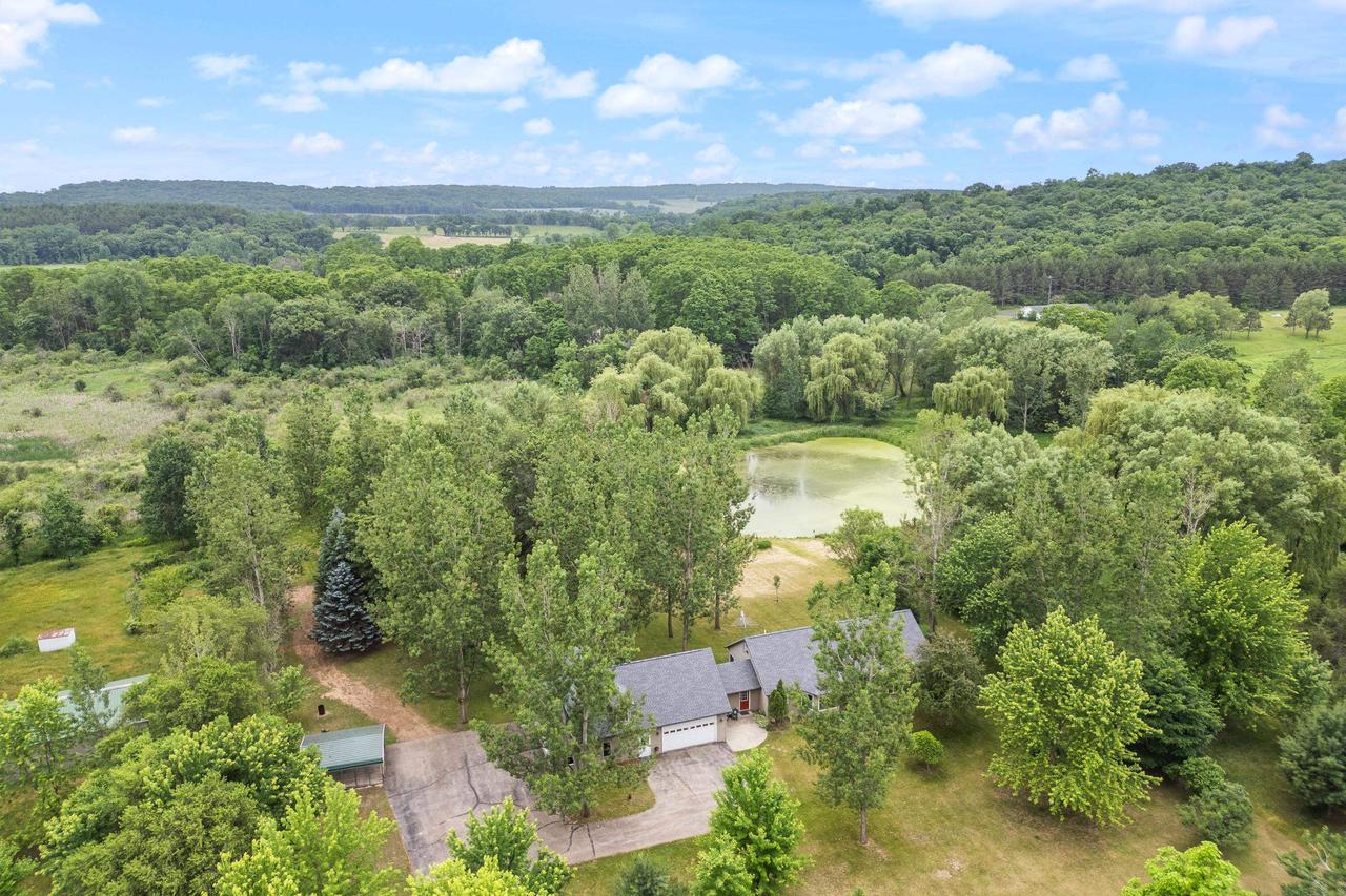 3075 W Grouse Road
