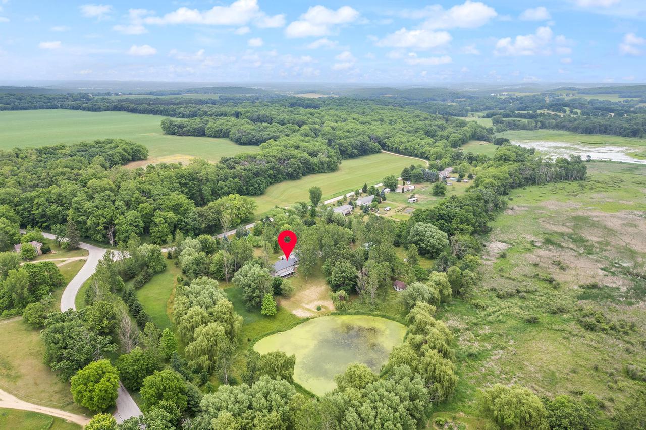 3075 W Grouse Road