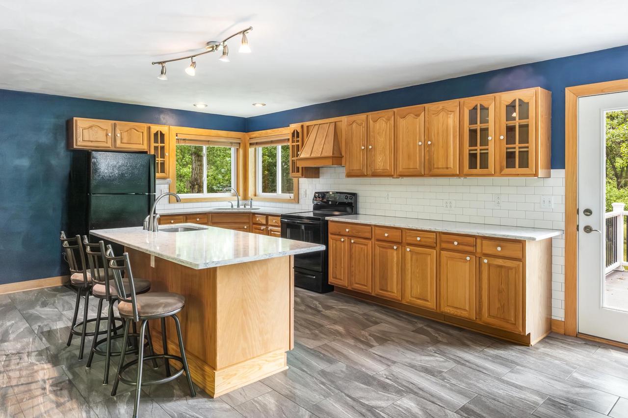 3075 W Grouse Road