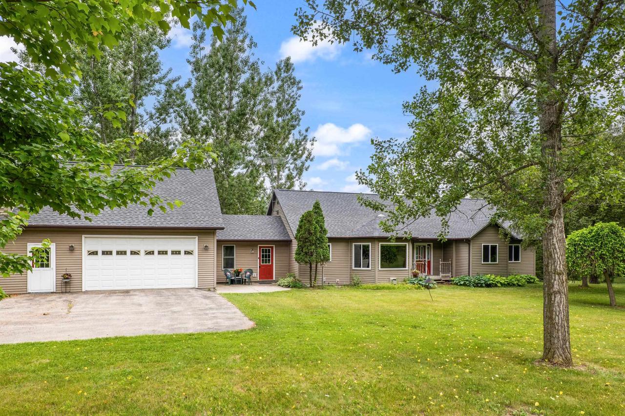 3075 W Grouse Road