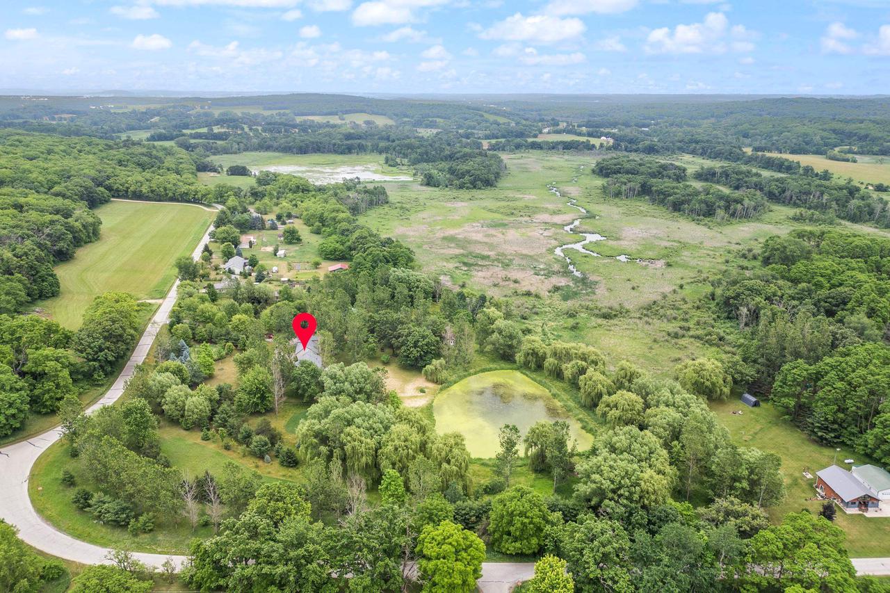 3075 W Grouse Road