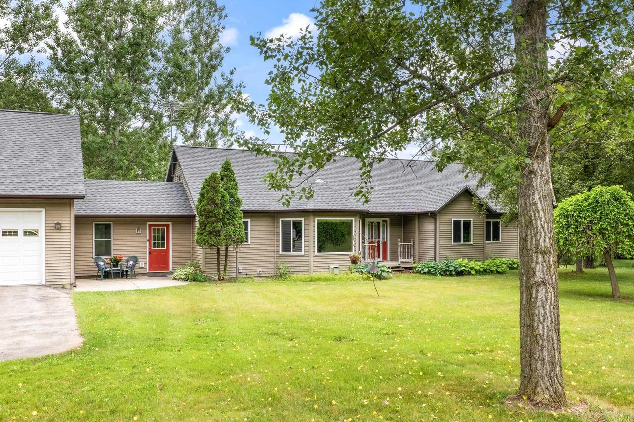 3075 W Grouse Road