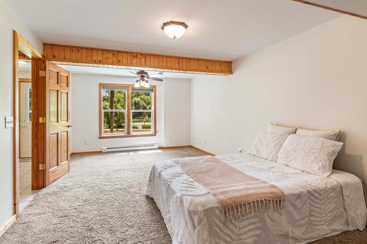 3075 W Grouse Road