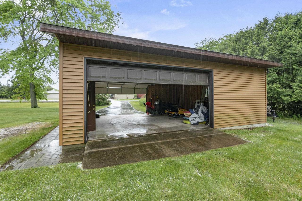 W3032 Longview Lane