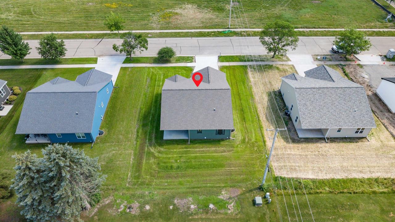 520 Village Lane
