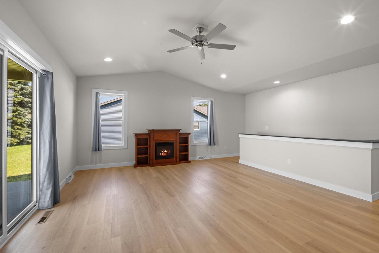 520 Village Lane