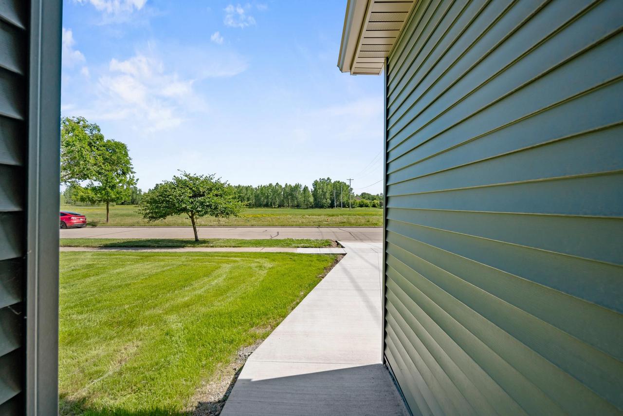 520 Village Lane