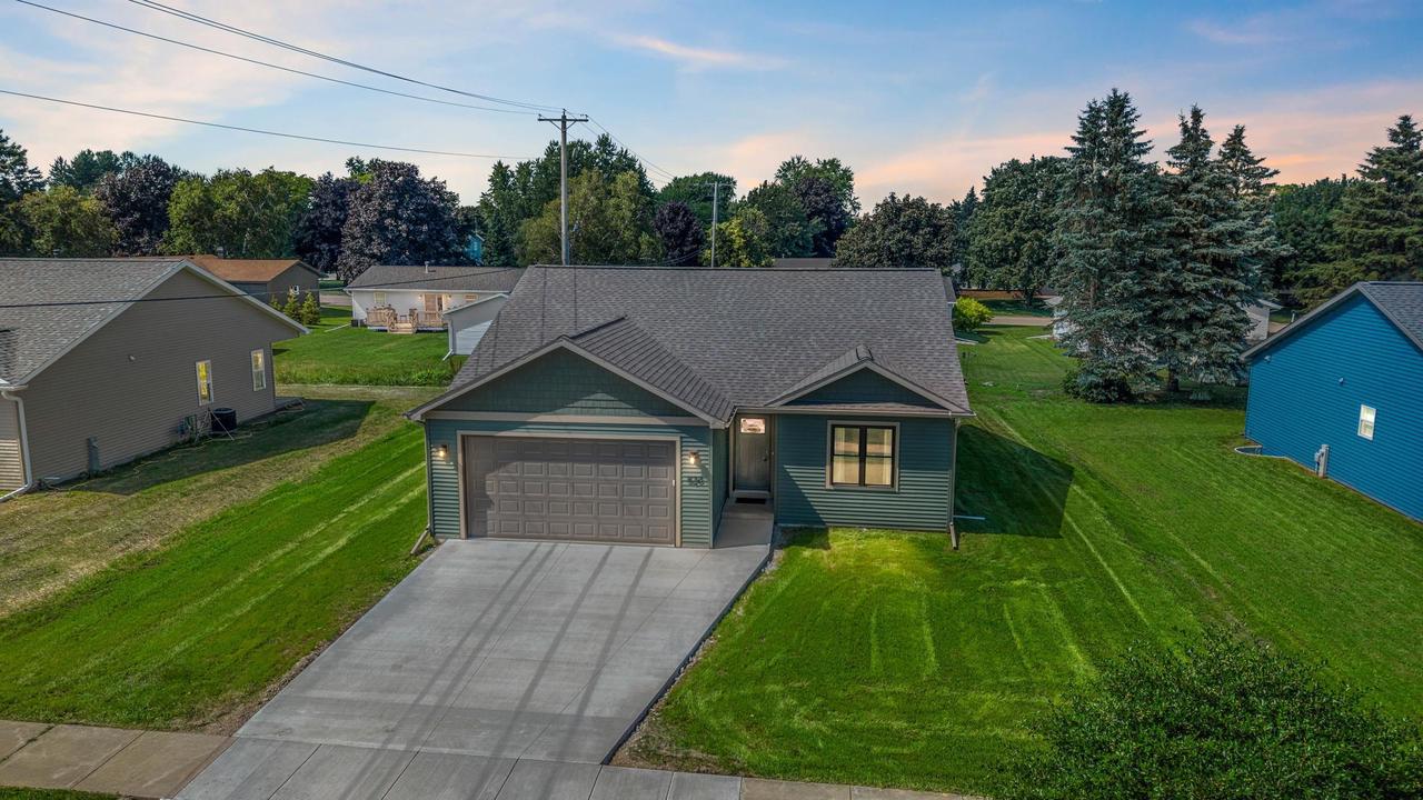 520 Village Lane