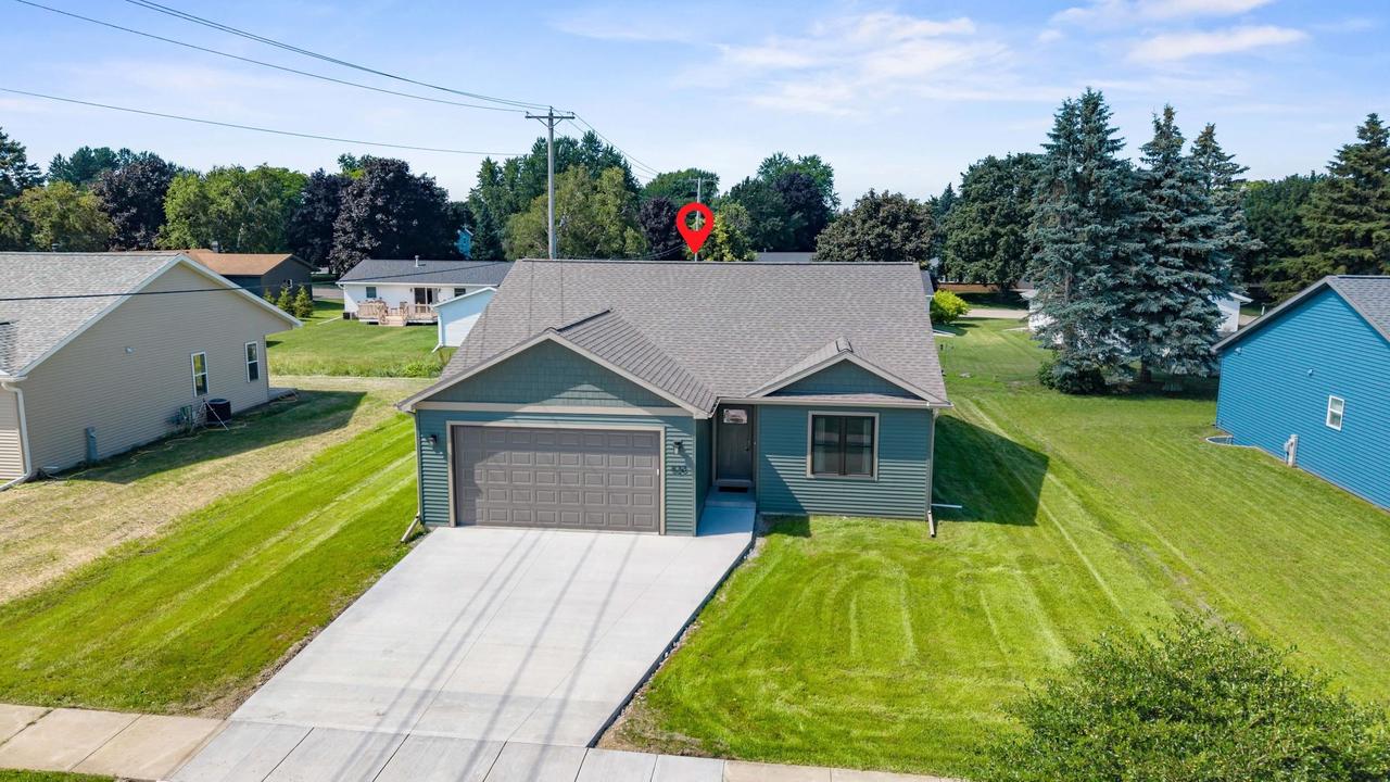 520 Village Lane