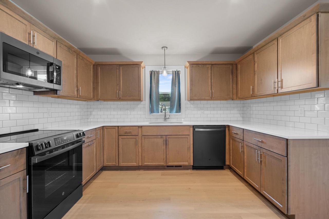 520 Village Lane