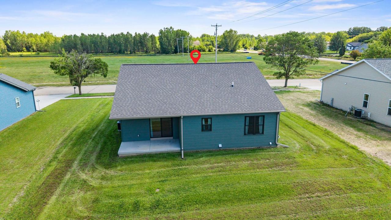 520 Village Lane
