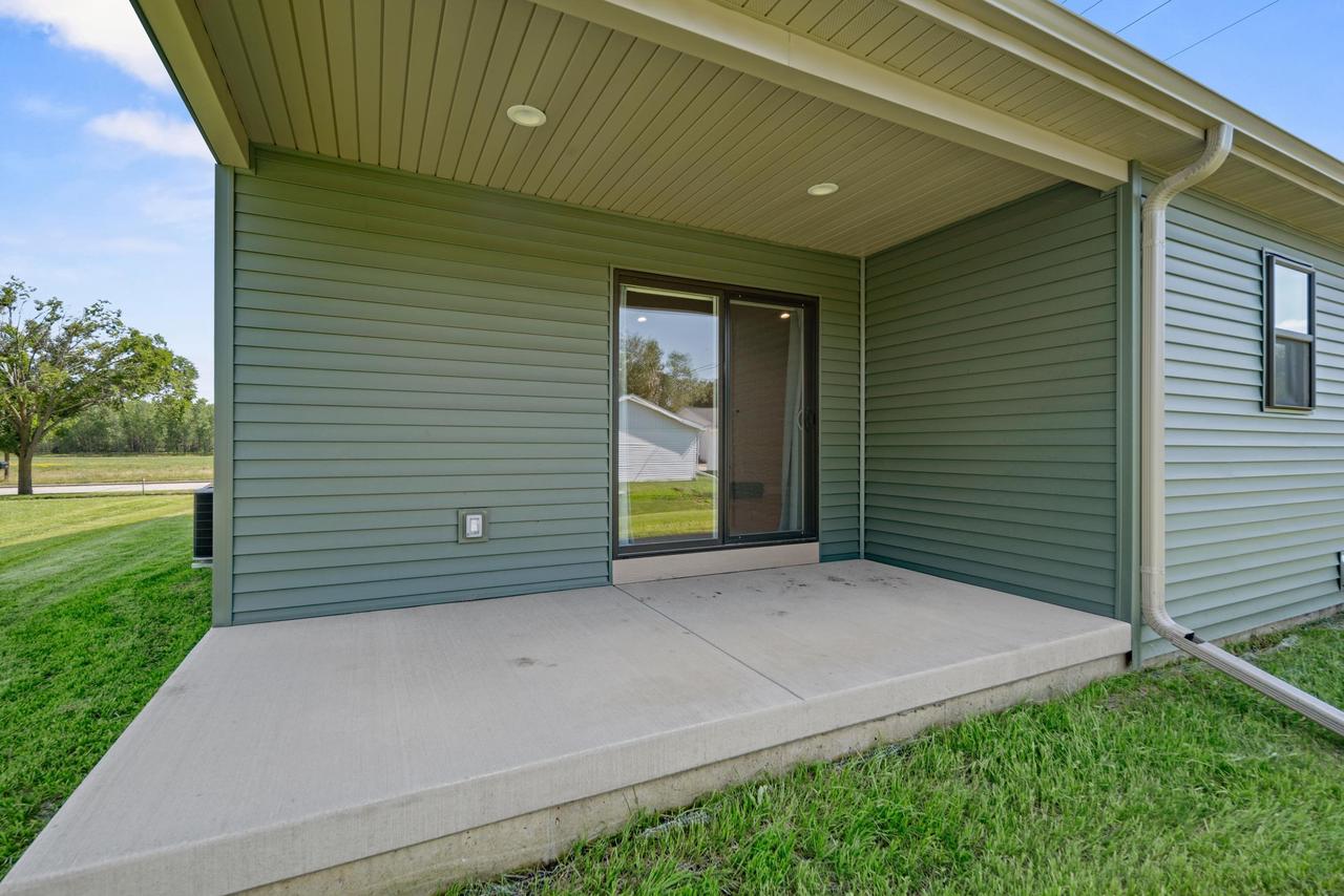 520 Village Lane