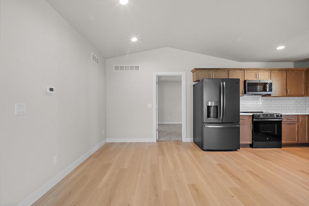 520 Village Lane