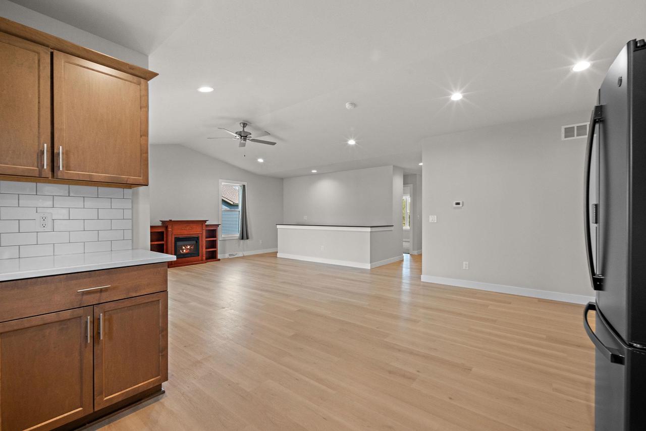 520 Village Lane