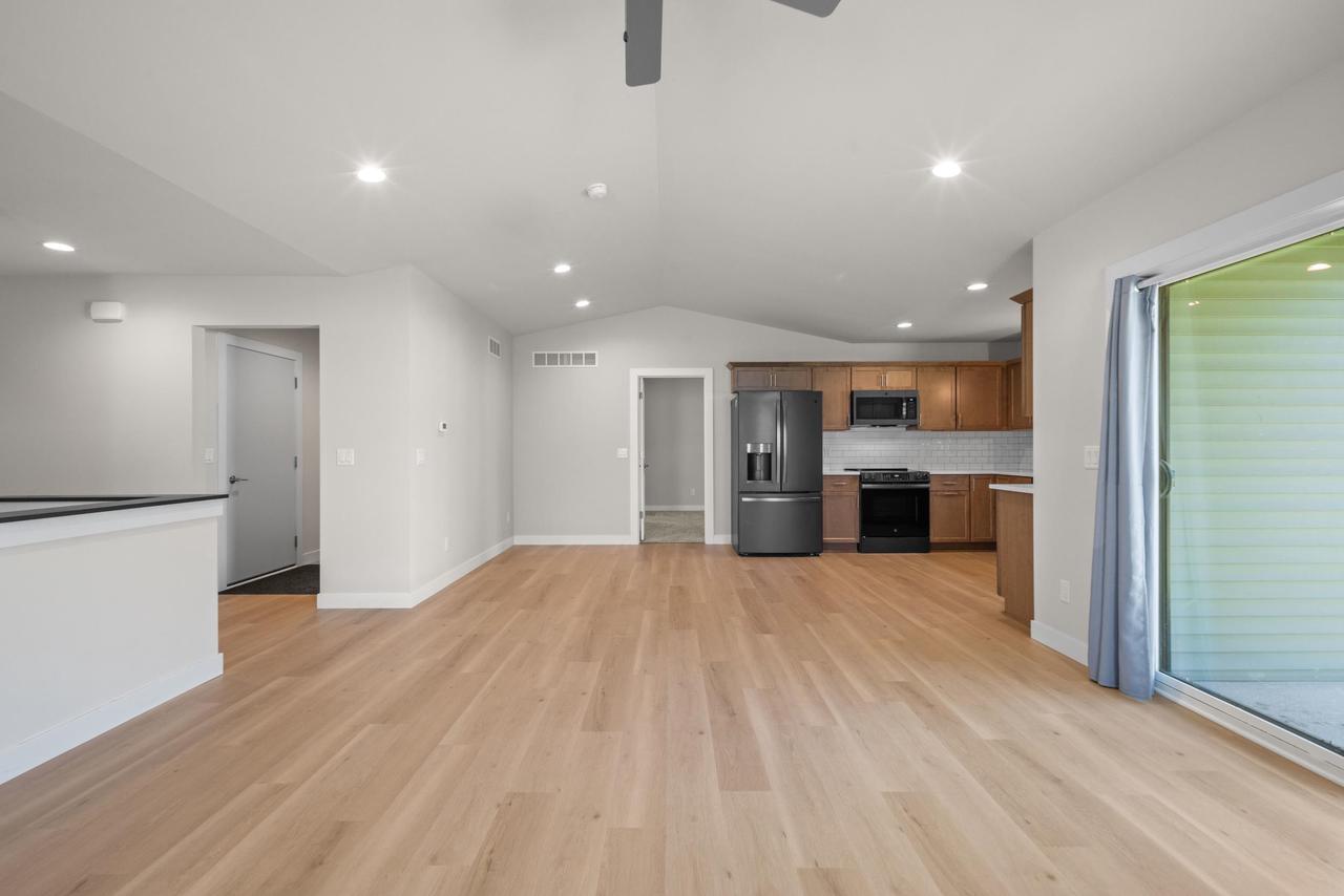 520 Village Lane