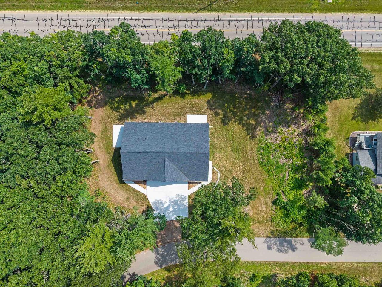 W6513 Woodhaven Circle
