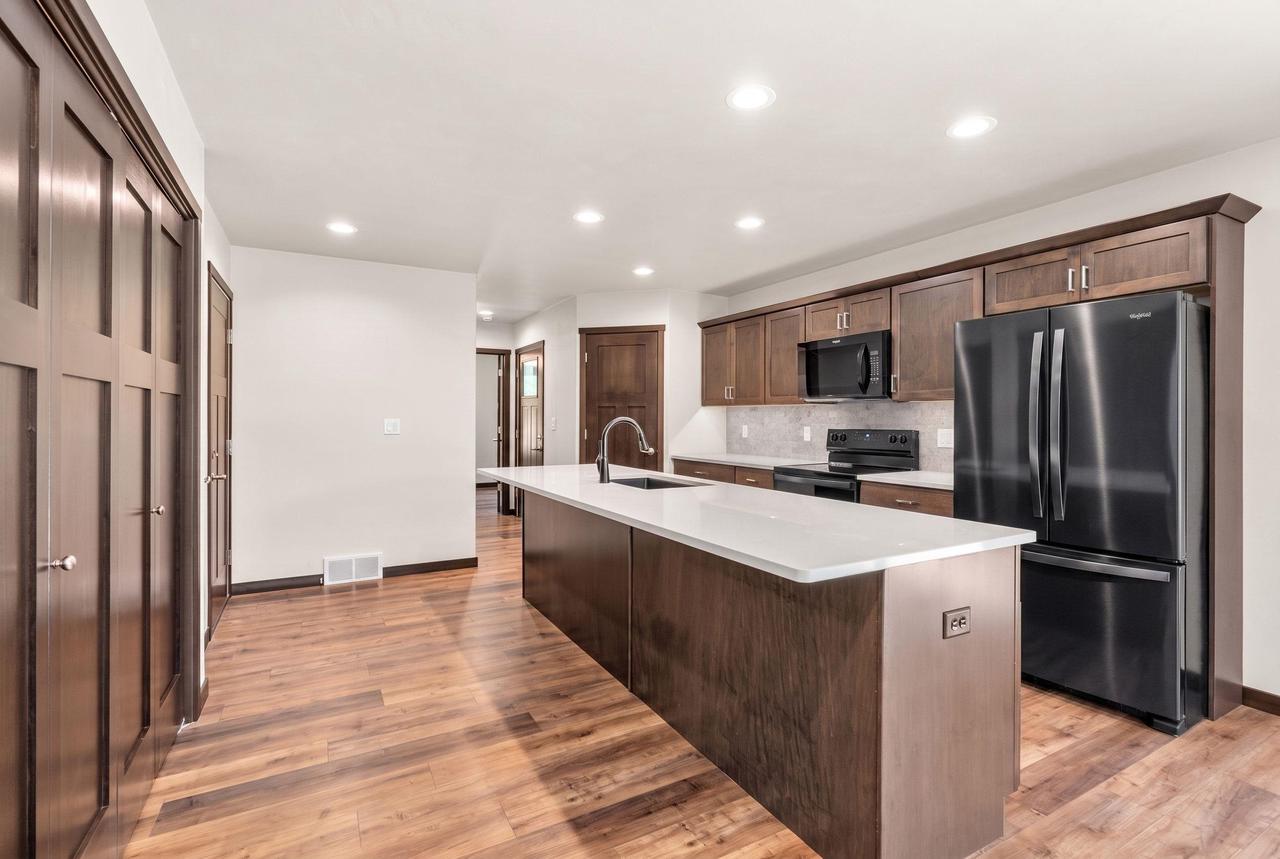 W6513 Woodhaven Circle